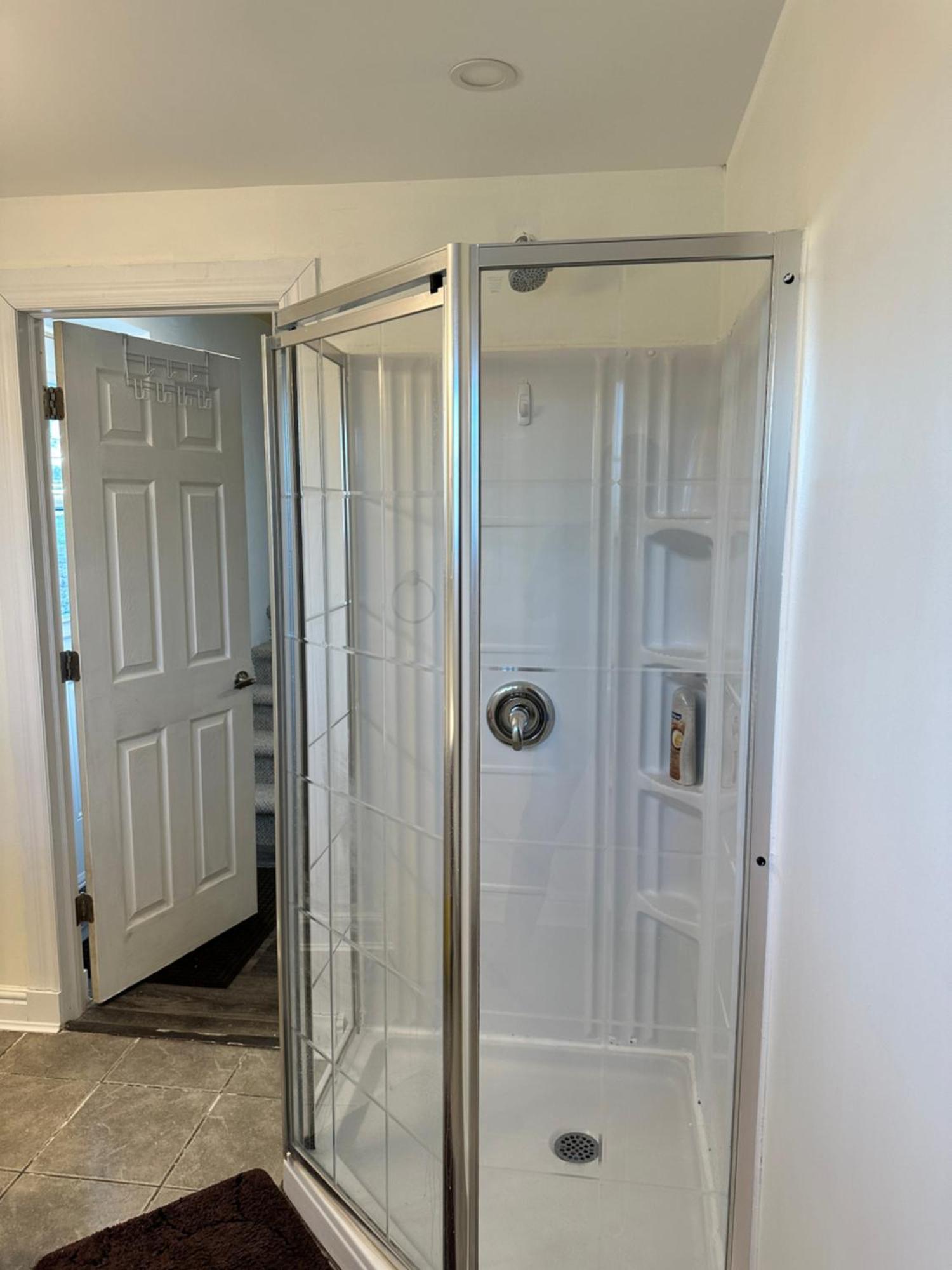 Central Halifax One Bedroom Apartment In Clayton Park Buitenkant foto